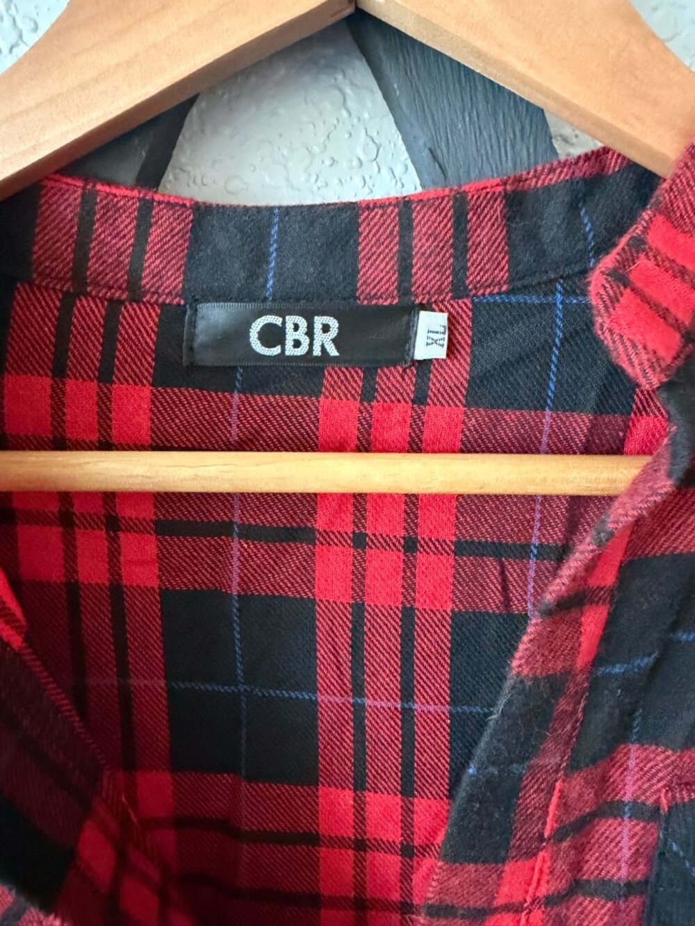 CBR Red Black Plaid Lace Up Tunic Top Roll Tab Sleeves.    (D) - Picture 4 of 5